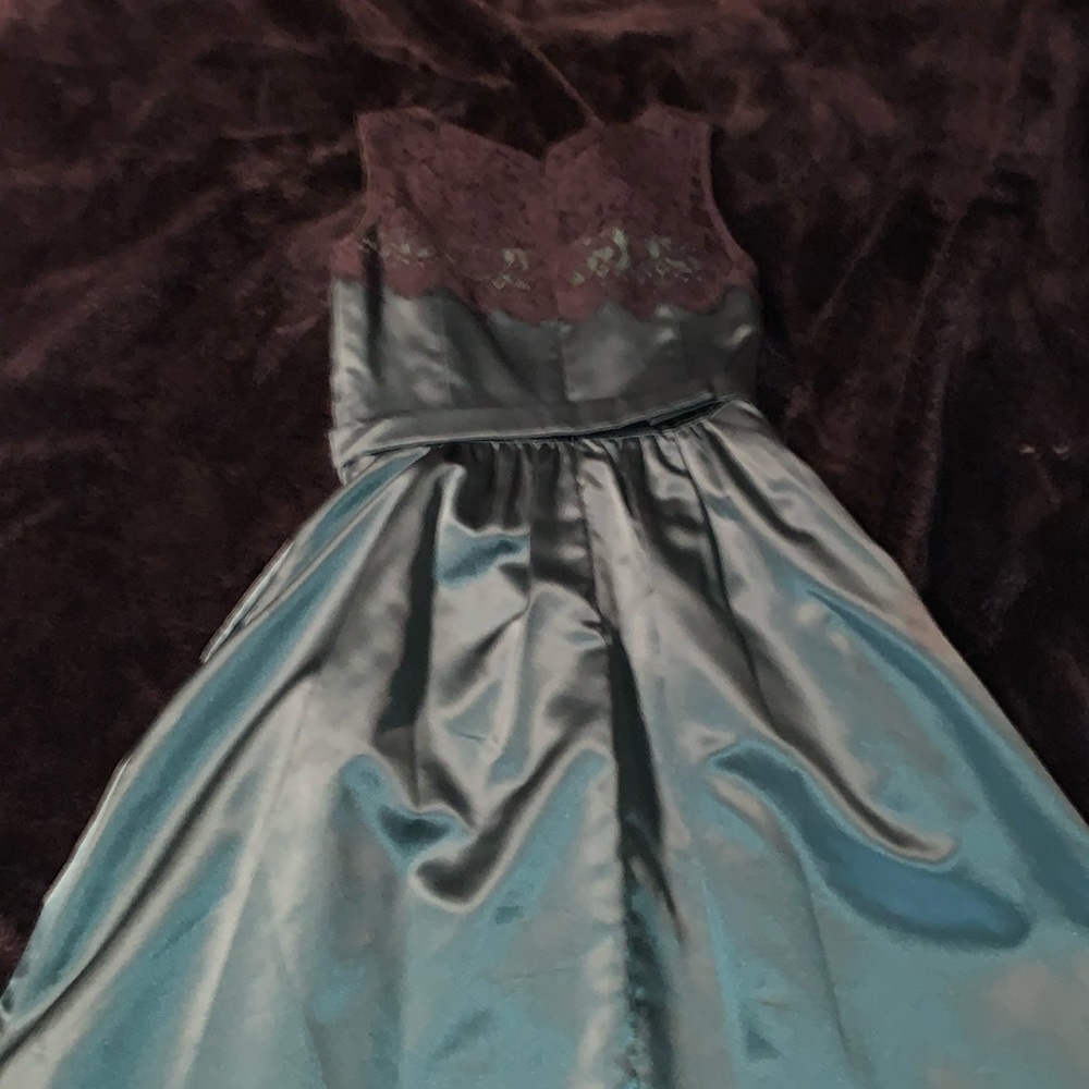 Green Satin evening dress